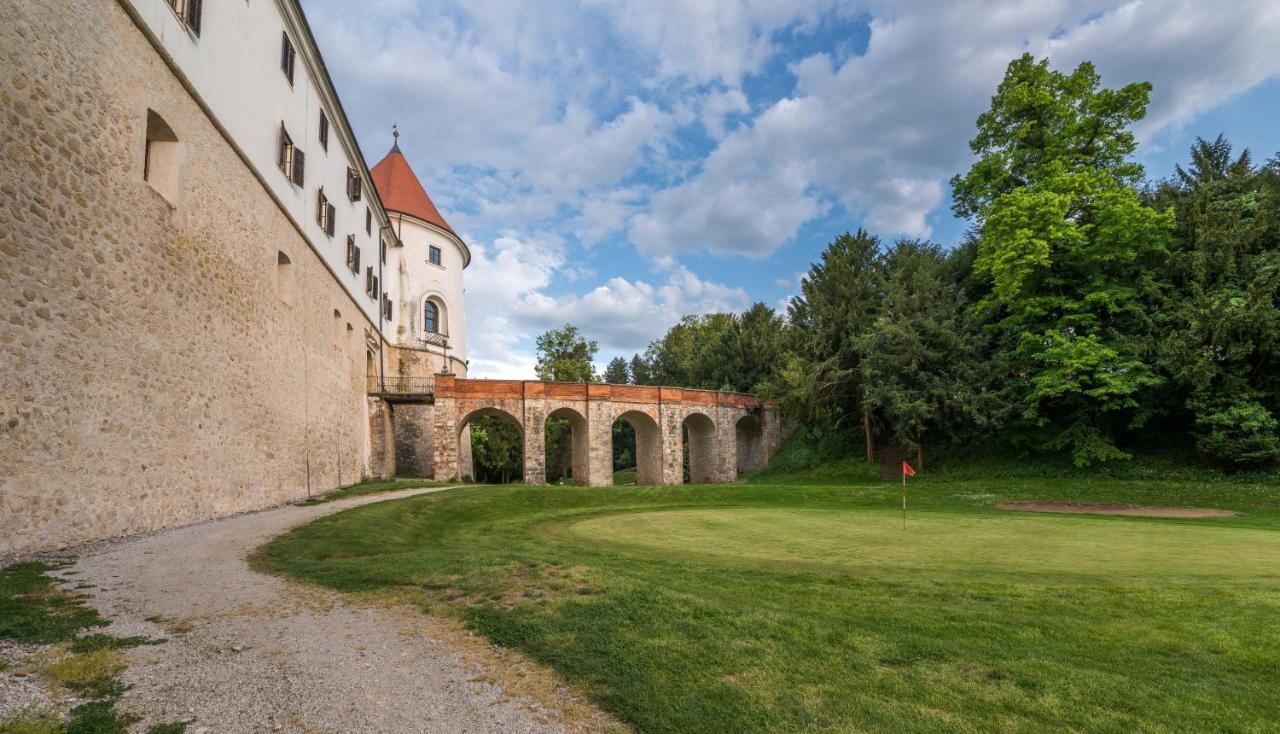 Hotel Mokrice Castle Estate Obrezje Exterior foto
