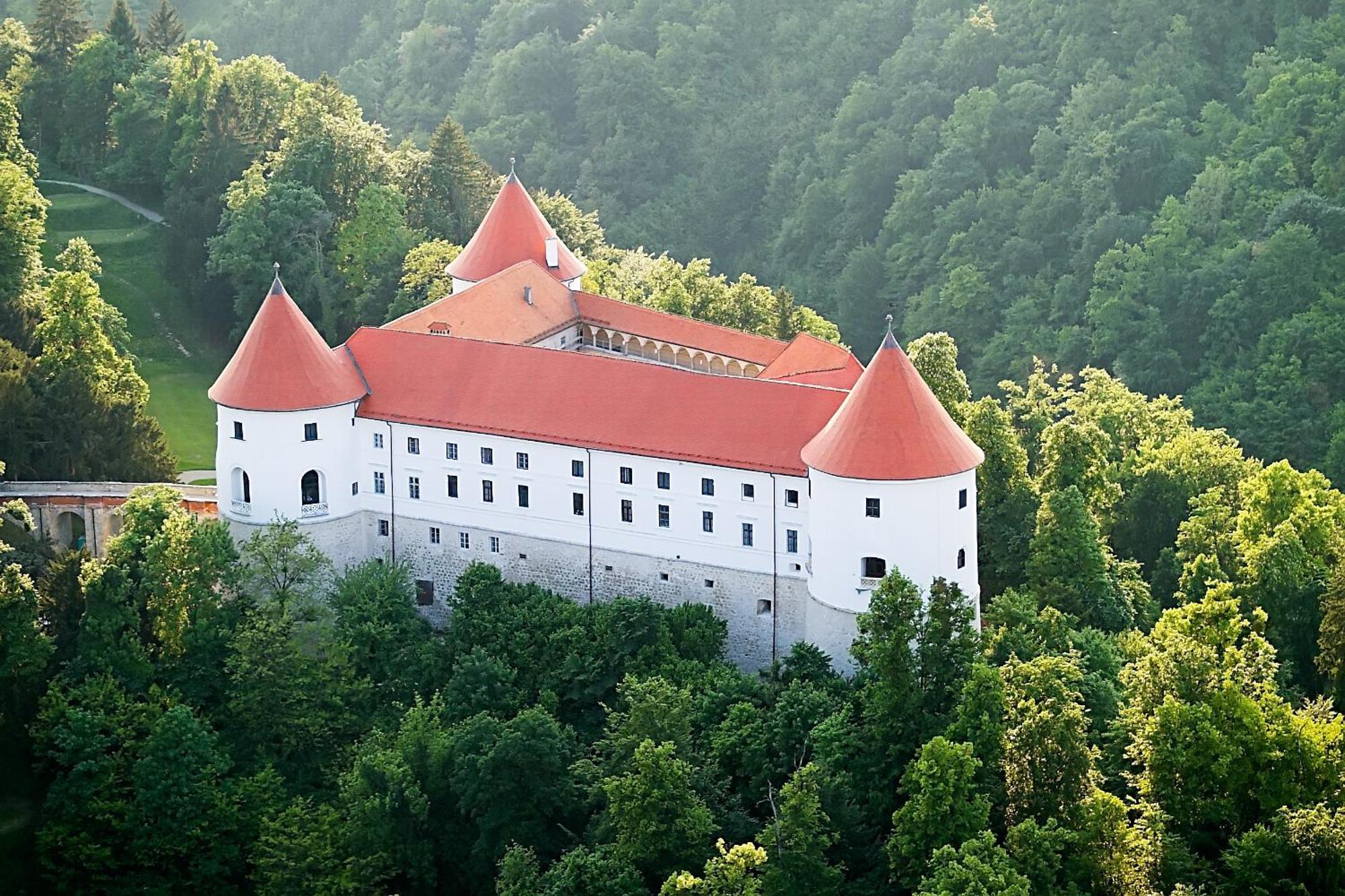 Hotel Mokrice Castle Estate Obrezje Exterior foto