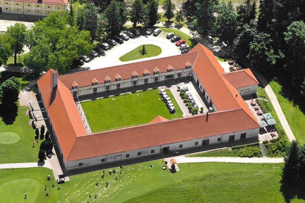 Hotel Mokrice Castle Estate Obrezje Exterior foto